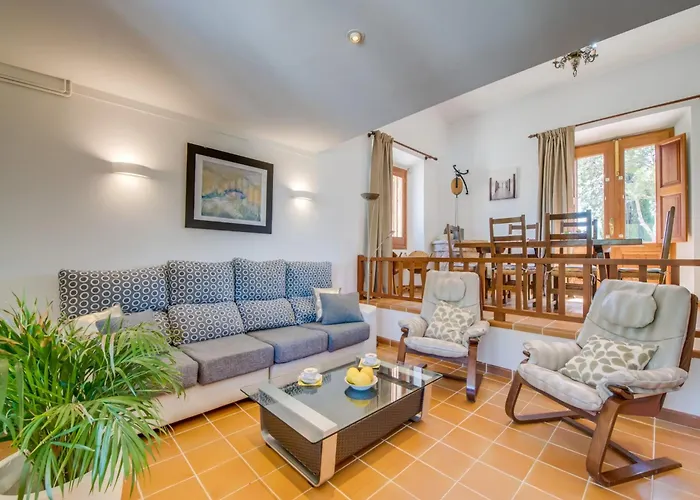 Charming Villa In Pollensa